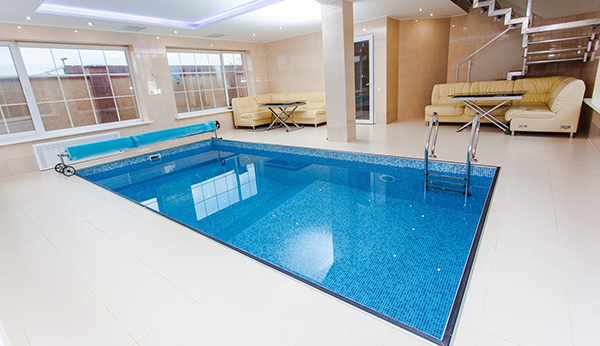 室內泳池濕度過高怎么辦？松井泳池除濕機為您解憂