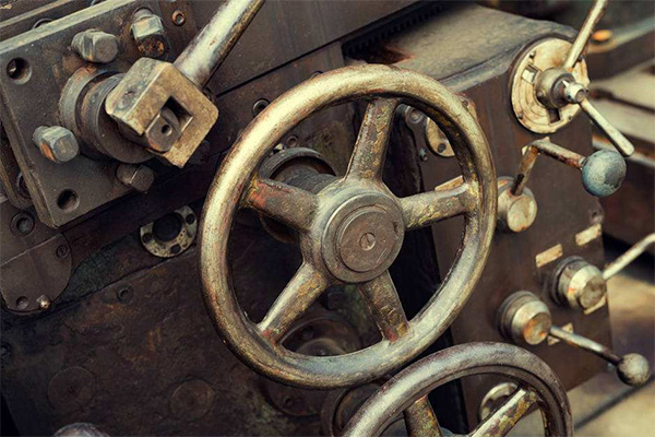 1525915215163520.jpg 工業(yè)除濕機(jī)應(yīng)對(duì)機(jī)械生銹.jpg